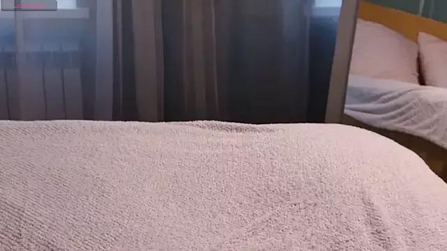 Naked Room SunnyRisha 