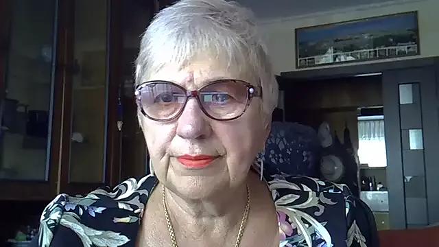 SweetCherry27 from StripChat