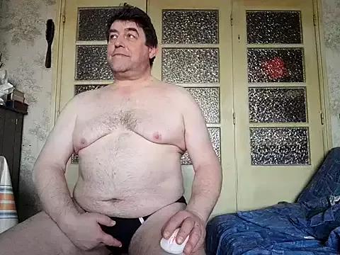 Naked Room sympatrique 