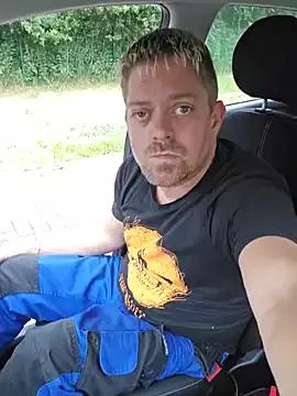 Naked Room Trucker_Hunter 