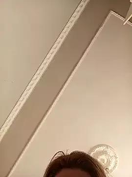 Vezettii from StripChat is Freechat