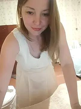 VselenaSun402 from StripChat is Freechat