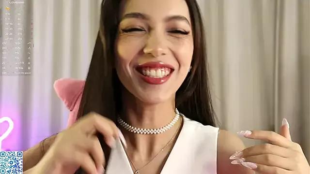 Weeedli from StripChat