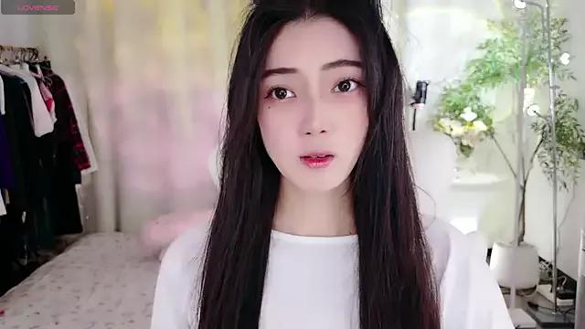 yangyang-777 from StripChat is Freechat