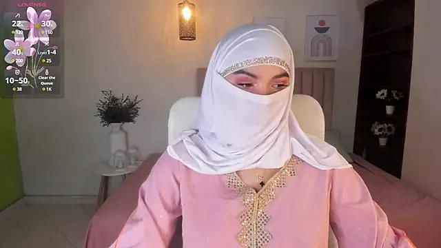 Naked Room Yara_Rubab 