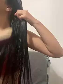 Naked Room youngsexywoman 