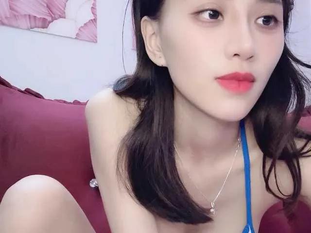 Offline Aimee120 on BongaCams