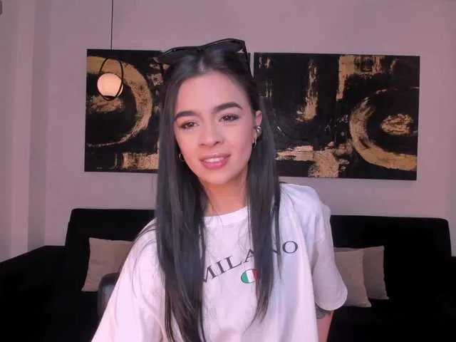 Freechat AlanaCraft on BongaCams