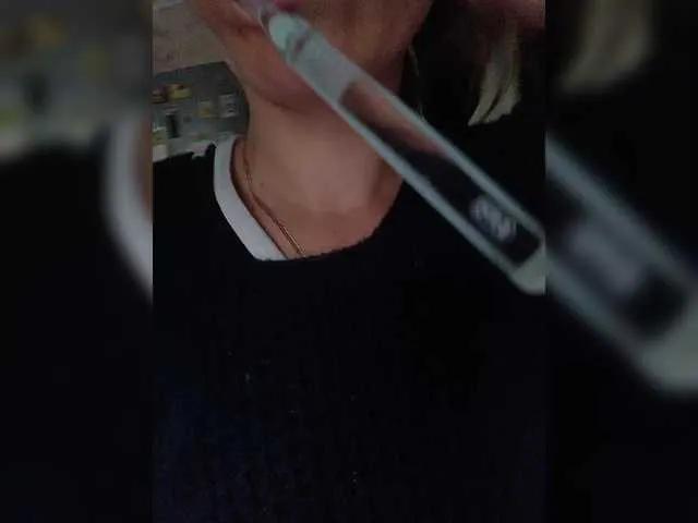 Freechat Alenushka888 on BongaCams