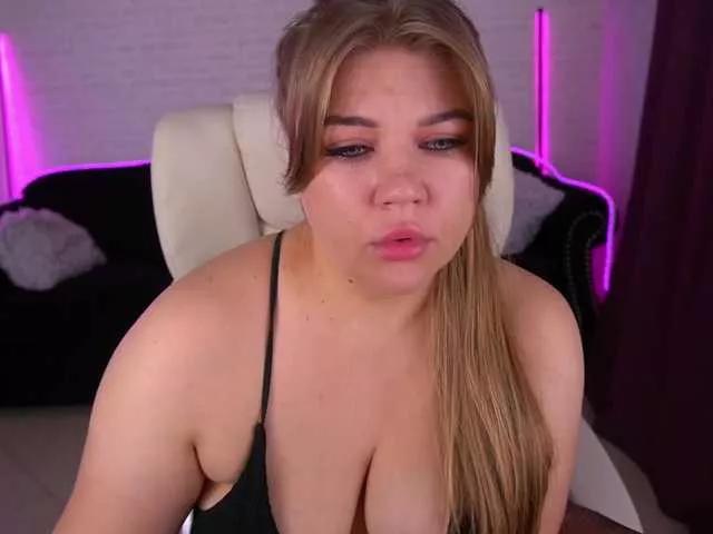 Offline AlishaMalinka on BongaCams