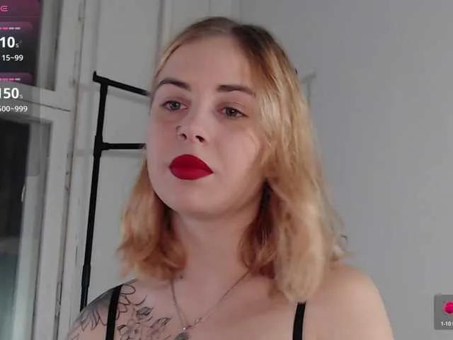 AlisMoona on BongaCams