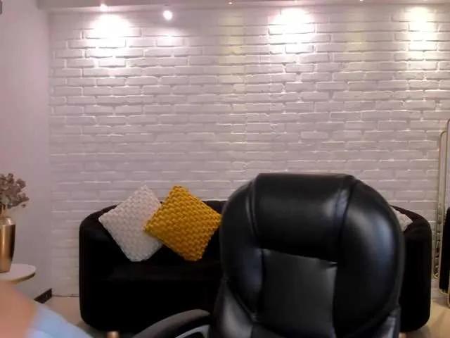 Freechat AlyssaDean on BongaCams