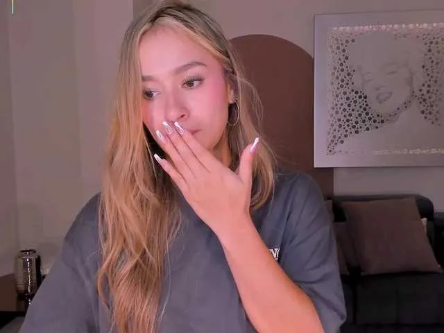 AmaiaHaywood — Sit back and enjoy my hot, sweet and wet body..  Goal: Striptease & ride dildo @remain tk left  IG: @amaiahaywood 