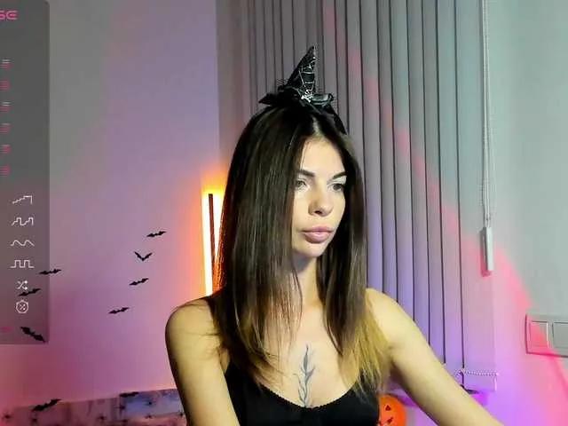 Offline andrea-tasty on BongaCams