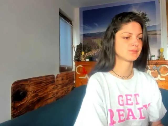 Offline anissawhitens on BongaCams