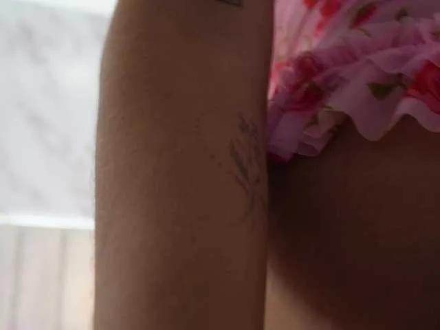 Freechat Annyy-Rosse on BongaCams