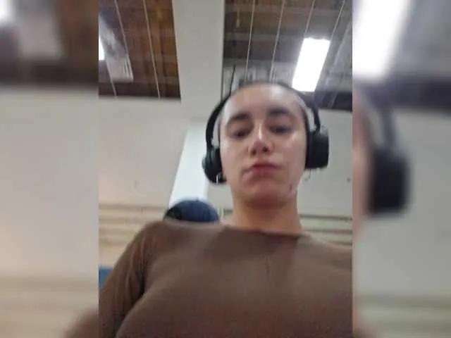 Offline AntoniaDilune on BongaCams