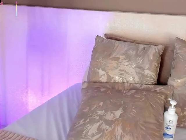 Offline AylinMiller on BongaCams