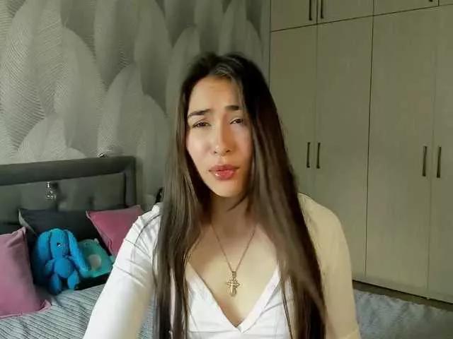 Bambiiiii on BongaCams 