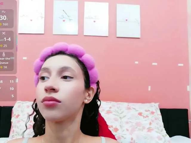 Offline Beautifulskinny18 on BongaCams