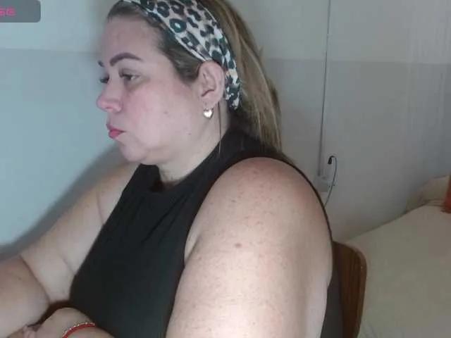 Offline bella-savati on BongaCams