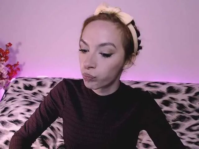 bellaqueen0701 on BongaCams