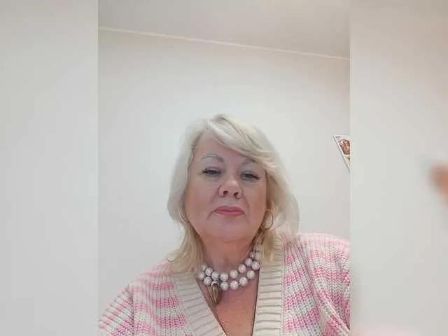 Offline BESTija-1 on BongaCams