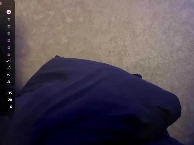 Offline BettyannBencomo on BongaCams