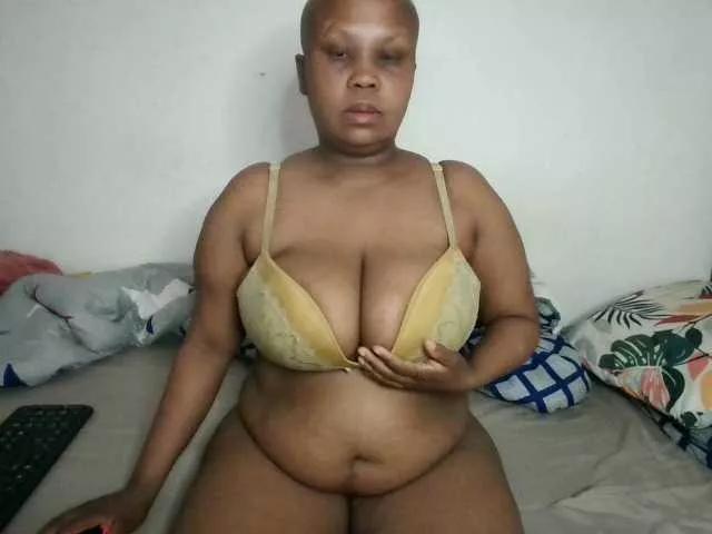 Offline BIGTITTISXX on BongaCams