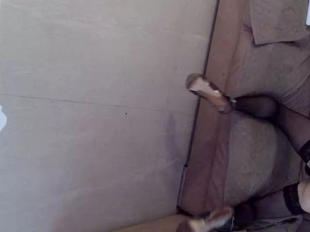 Offline Bipara69 on BongaCams