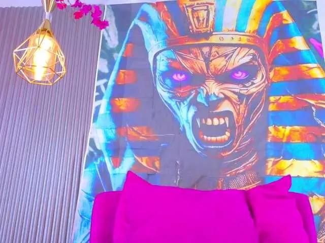 Offline blaisysmith on BongaCams