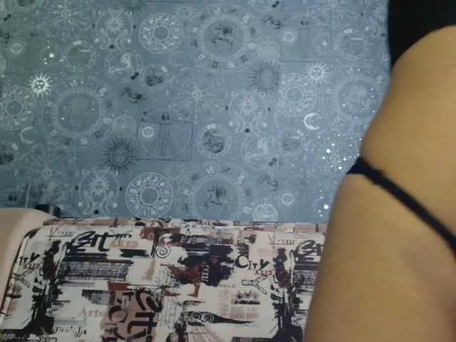 Offline BlondeFox on BongaCams