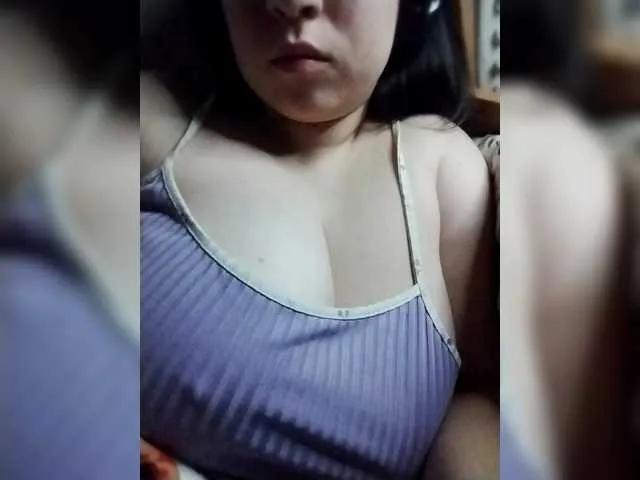 Offline blue-moonlight on BongaCams