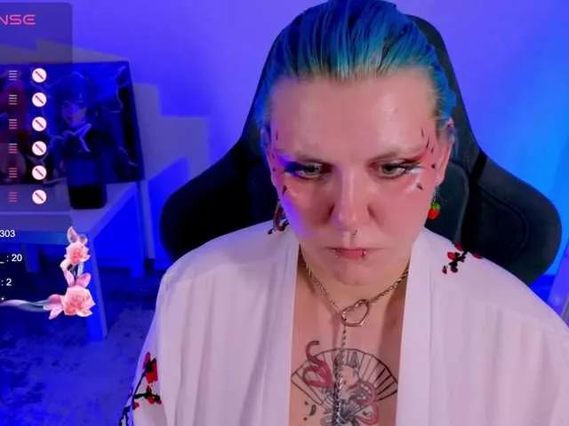 Freechat bluelunaray on BongaCams