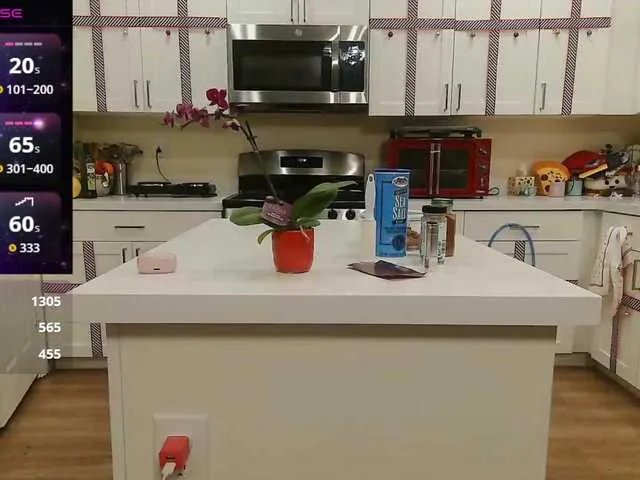 Offline bubblybubbles on BongaCams