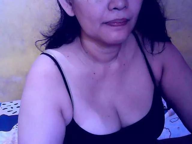 Freechat Carmela4u on BongaCams