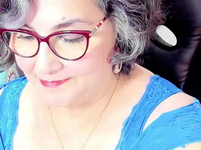 cataleya-mom on BongaCams 