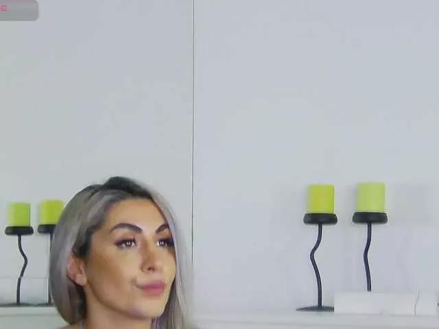 Freechat CelineMeyer on BongaCams