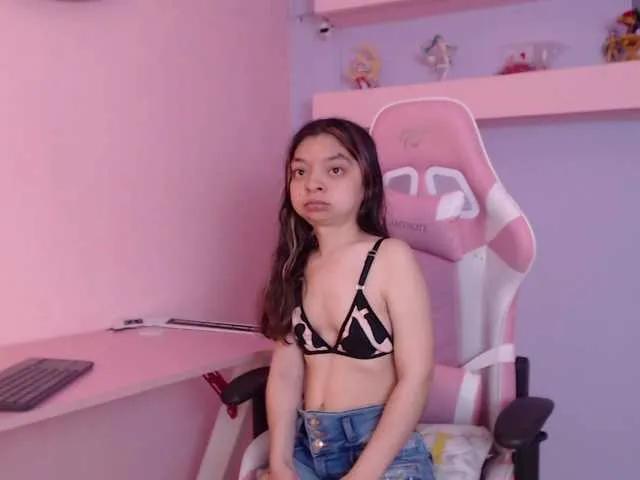 Freechat CharlotteMuller on BongaCams