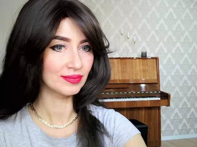 Freechat Charmingvenus11701 on BongaCams