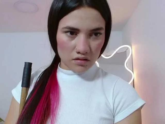 Freechat Chiara-tay on BongaCams