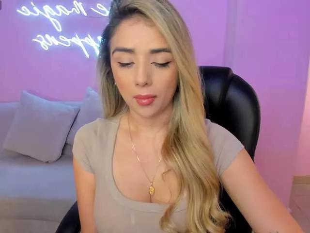 Offline ChloePreston on BongaCams