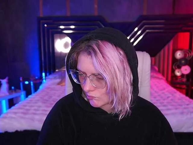 CoolTatis — Compliments on something which is non-physical.