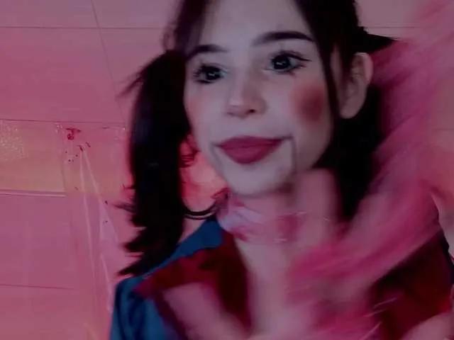 Offline CoralineJones on BongaCams