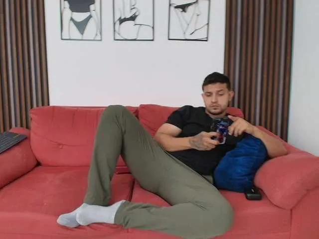 Offline couplee-horny on BongaCams