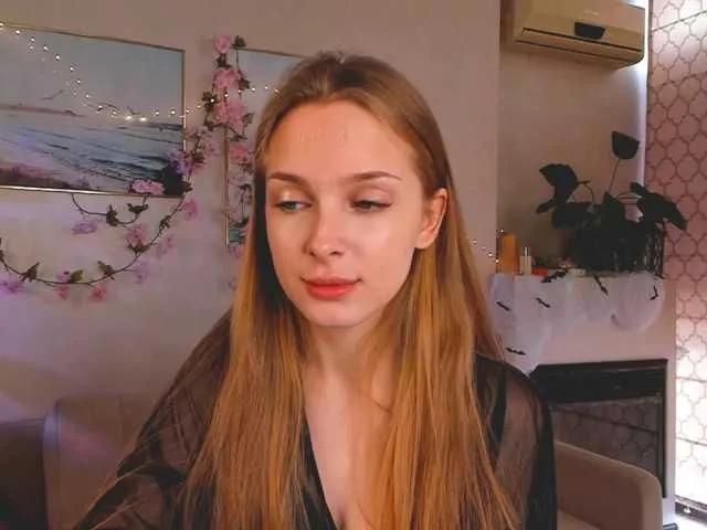 Freechat CrimsonAura on BongaCams