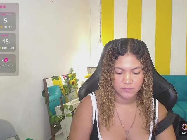 Offline cristalwar on BongaCams