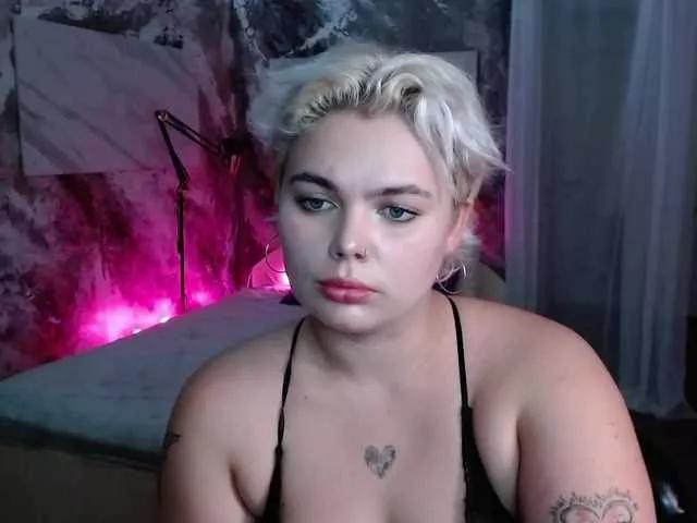 Offline cruellaa on BongaCams
