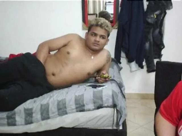 Freechat curiousnasty on BongaCams