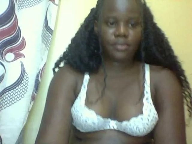 Cute-latifah — Freechat on BongaCams